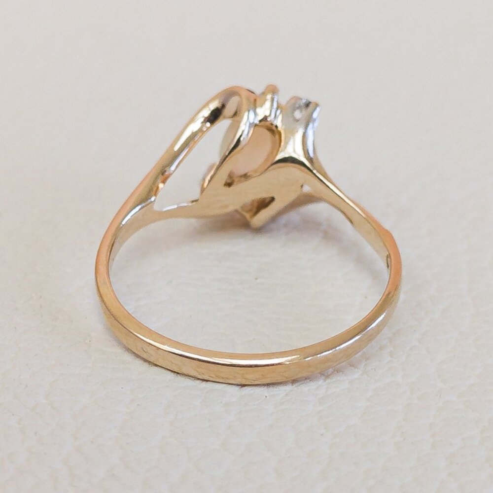 SOLD - 14K Gold Australian Opal & Diamond Ring – Vintage 1990s Setting - Picture 10 of 16